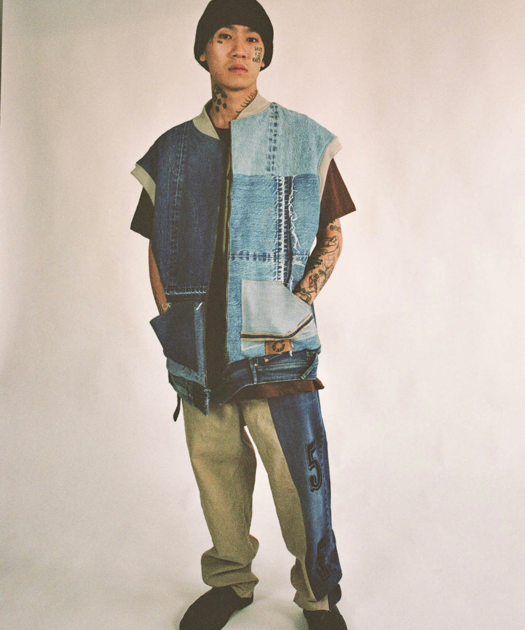 Multiple pocket denim vest